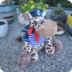 Cartoon Giraffe Plush Toy, 9 Inches